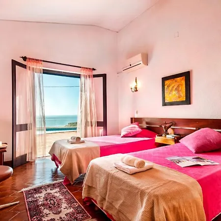 Villa Sarita By *